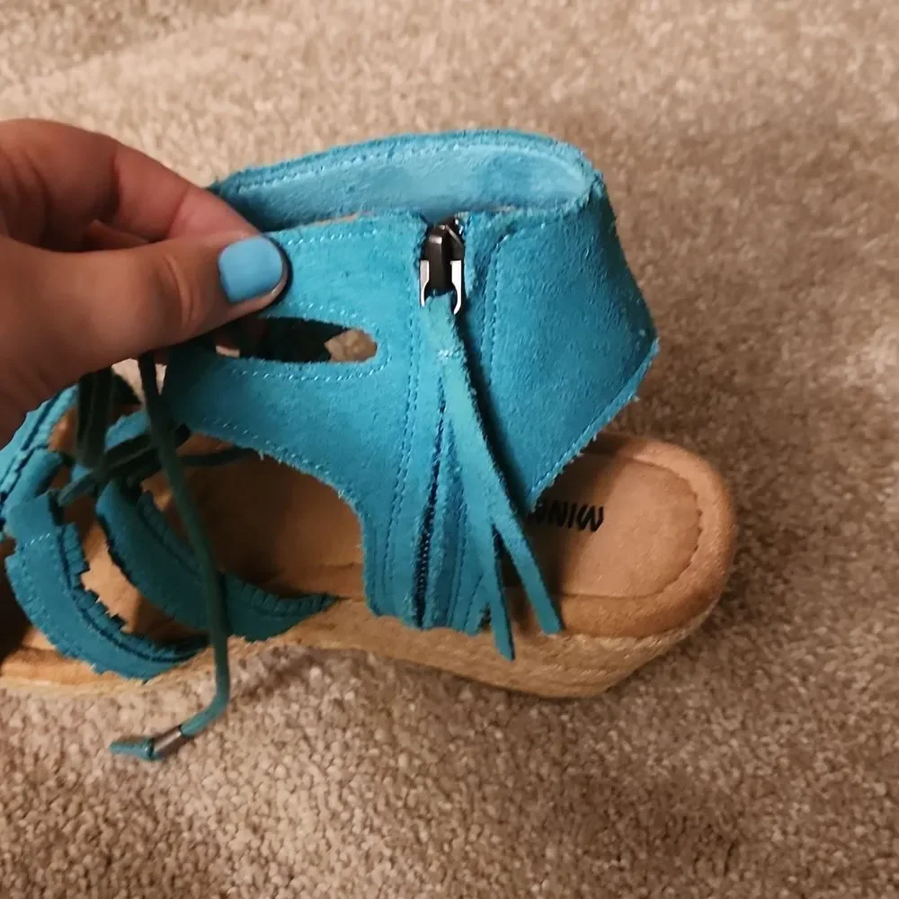 Minnetonka Women's Turquoise Blue Espadrille Wedge Sandals Shoes Size 8